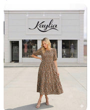 Load image into Gallery viewer, Ell Floral Puff Sleeve Dress W/Pockets. 1085
