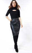 Load image into Gallery viewer, Esqualo Faux Leather Skirt/ F2311509
