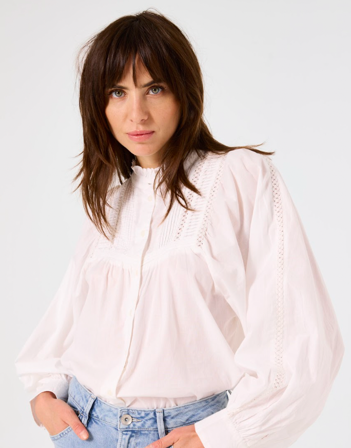 Garcia LAdies Shirt. B50032
