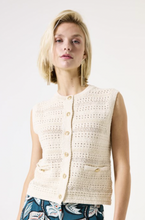 Load image into Gallery viewer, Garcie Sleeveless Cardigan. G50250
