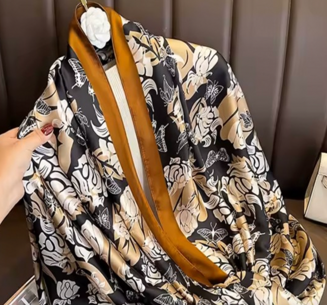 Cherie Scarf. SF210266