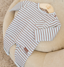 Load image into Gallery viewer, Dirkje Infant Boys Outfit. Q52552-31
