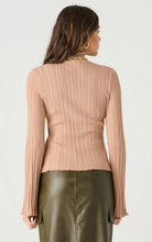 Load image into Gallery viewer, Dex LS Mock Neck Ribbed Top. 2427037 D
