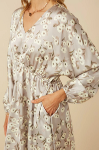 Hayden Womens Satin Floral Print V Neck Dolman Sleeve Dress. HY7571