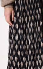 Load image into Gallery viewer, Garcia Skirt. I50320

