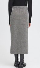 Load image into Gallery viewer, Ichi Kate Midid Skirt. 20122404
