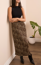 Load image into Gallery viewer, Tribal Sleeveless Maxi Dress /Lined.  9050/8274
