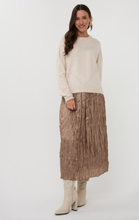 Load image into Gallery viewer, Esqualo Plisse Skirt. F2528500
