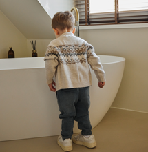 Load image into Gallery viewer, Dirkje Cardigan. 056565-35
