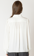 Load image into Gallery viewer, Black Tape Relaxed Button Front Blouse 2623705 T
