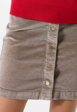 Load image into Gallery viewer, Garcia Casual Skirt I50321

