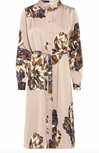 Load image into Gallery viewer, B Young Jannike Shirt Dress. 20818137
