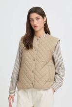 Load image into Gallery viewer, B Young Berta Waistcoat. 20818517
