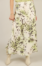 Load image into Gallery viewer, Yest Isha Skirt 0006076
