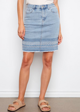 Load image into Gallery viewer, Charlie B Stretch Denim W/ Embroidered Hem C7082R/ 431A
