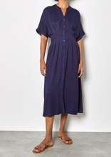 Load image into Gallery viewer, Apricot Pleated Waist Midi Shirt Dress. X168712
