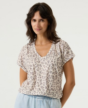 Load image into Gallery viewer, Garcia T Shirt S/S P260202
