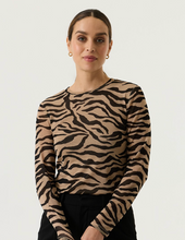 Load image into Gallery viewer, Garcia L/S Tee. U260011
