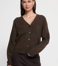 Load image into Gallery viewer, Ichi Freely Cardigan. 20127297. ( Brown)
