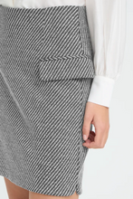 Load image into Gallery viewer, Ichi Kate Twill Skirt   20125267
