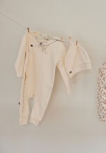 Load image into Gallery viewer, Dirkje 1 Piece Unisex Babysuit  + Booties(Organic Cotton) WN1240
