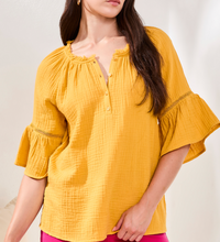 Load image into Gallery viewer, Tribal Raglan Sleeve Blouse. 60590 4555 0358
