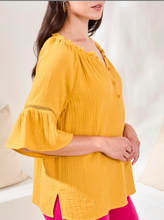 Load image into Gallery viewer, Tribal Raglan Sleeve Blouse. 60590 4555 0358
