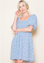 Load image into Gallery viewer, Ell Bubble Sleeve Smocked Floral Dress W/ Pockets
