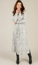 Load image into Gallery viewer, Yest Puck Essential Dress 0006256

