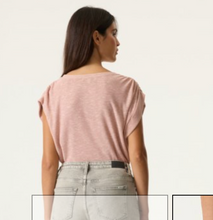 Load image into Gallery viewer, Garcia Tee Shirt. 260204

