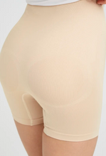 Load image into Gallery viewer, Fransa Lessi Shaper Shorts 1. 20617712
