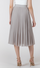 Load image into Gallery viewer, Black Tape Pleated Skirt. 2722728
