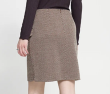 Load image into Gallery viewer, Ichi Kate Twillish Skirt. 20126267

