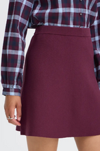 Load image into Gallery viewer, B Young Otari Skirt 2. 20819158
