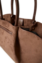 Load image into Gallery viewer, B Young Vueade Shopper Bag. 20819422
