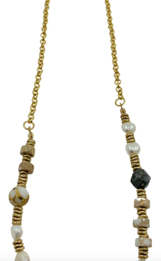 Short Beaded Necklace W Rectangular Stone 2101T